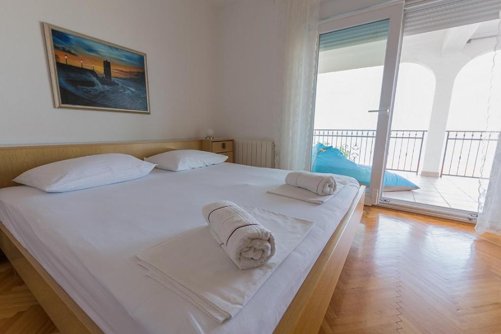 Apartments Marija Senj Сен Екстериор снимка